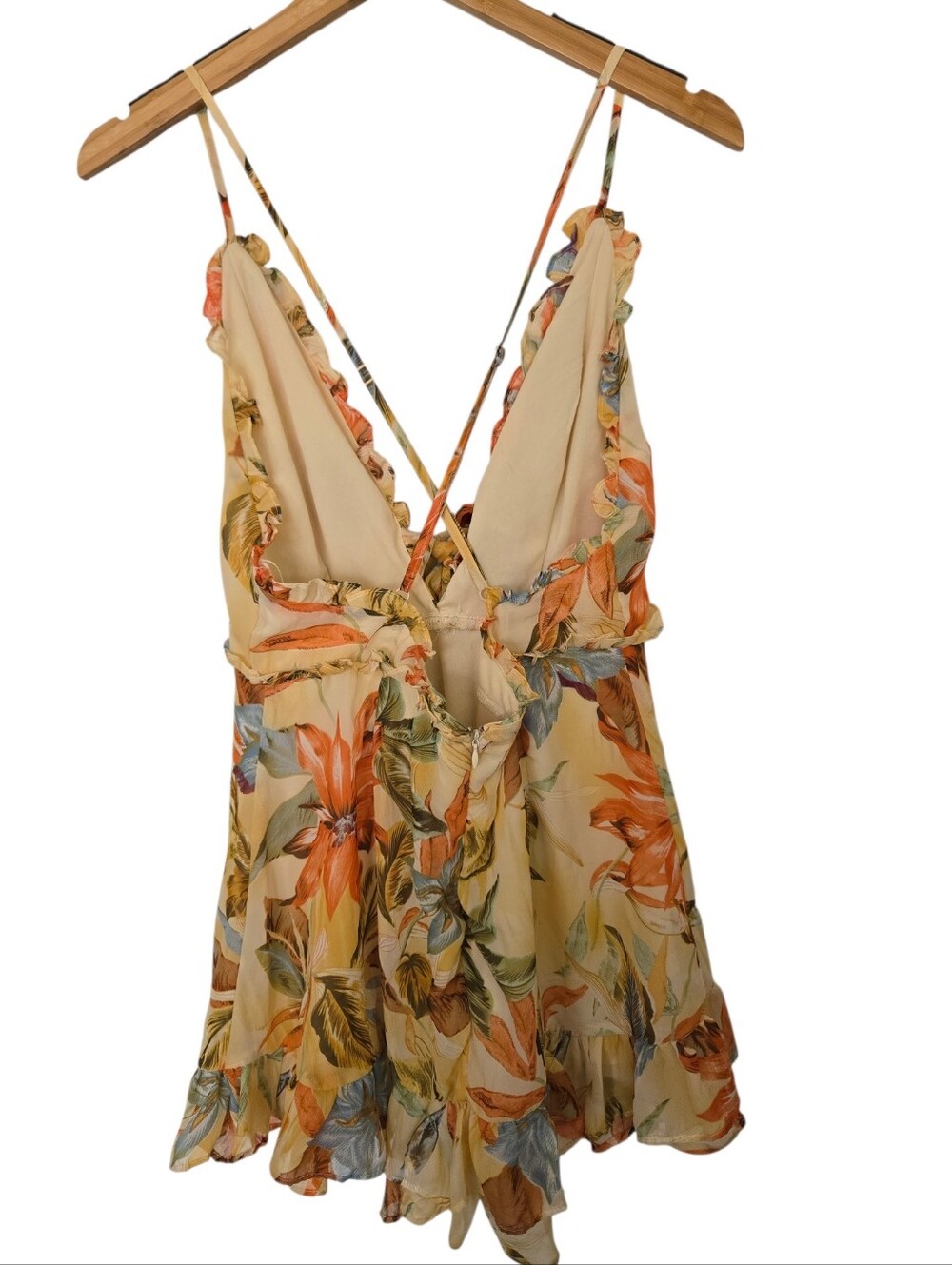 🌺 Fashion Nova Tropical Floral Tie Front Romper | XL | Beach Vacation Vibes - Picture 4 of 6